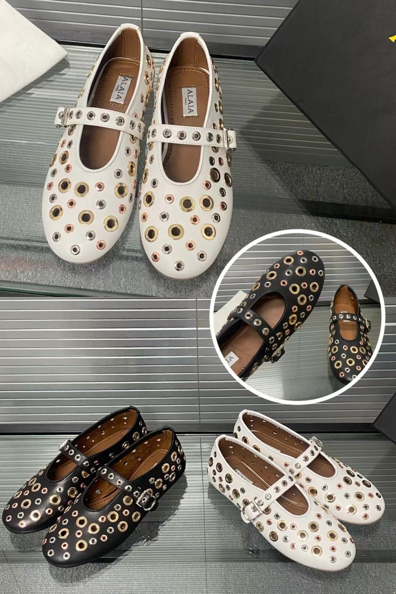 Alaia Flat Shoes
